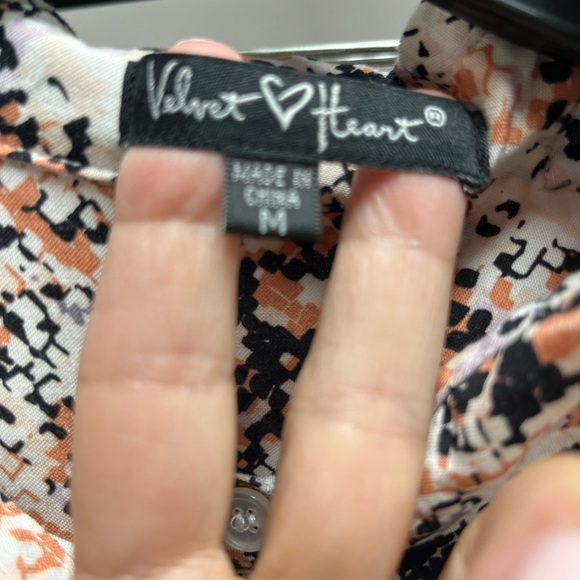 BEAUTIFUL STYLISH BLOUSE - Picture 6 of 6